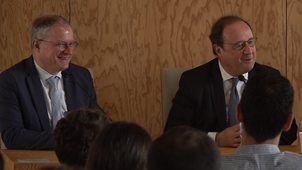 Conférence de François Hollande : Leur Europe - Expliquée aux jeunes et aux moins jeunes