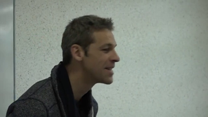 Méditation yeux fermés BOIS