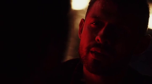 Poker Face 1x09. Huida de la Montaña de la Mierda [HDRip][Spanish][Antco-GrupoHD].avi